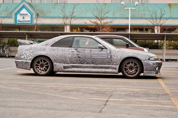 Nissan Skyline GTR гениально разрисованный маркером