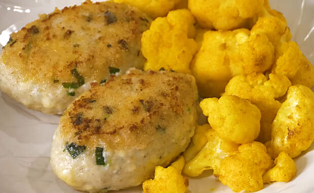 Рецепт сочных котлет из судака. Добавили 50 грамов сыра и стало волшебно