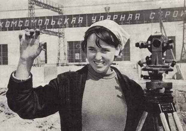 Студентка, комсомолка, спортсменка, наконец, она — просто красавица! девушки, ссср