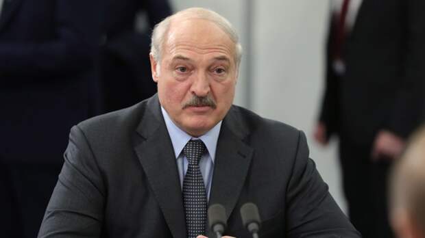 Лукашенко объяснил, почему не ограничивает интернет в Белоруссии