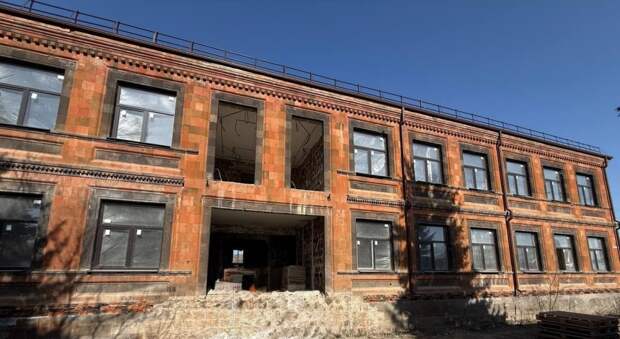 В ауле Кошехабль продолжается капитальный ремонт здания для детского технопарка «Кванториум»