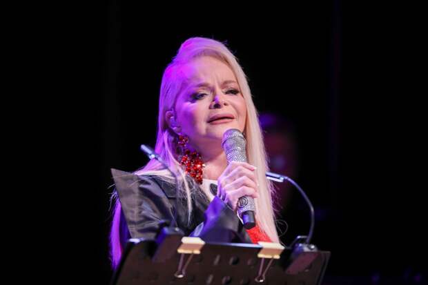 Петербургскому кафе «Долина» пришлось поставить ударение в названии на вывеске