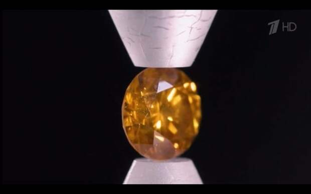 Видео: Смоленский "Кристалл" показали на "Первом канале"