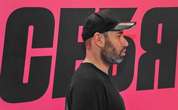 Беглый бард с российскими процентами: как Семён Слепаков* продолжает зарабатывать в РФ, живя в Израиле