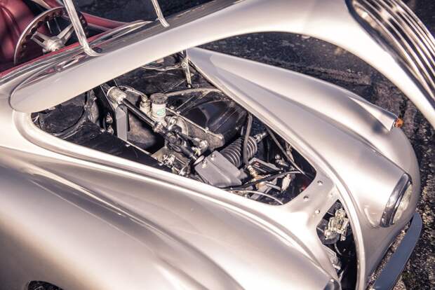 Карманная классика в Дансфолде jaguar, авто, модель