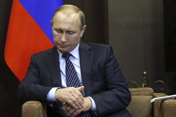 Путин: Недруги за бугром готовятся к осенним выборам в России Путин: Недруги за бугром готовятся к осенним выборам в России