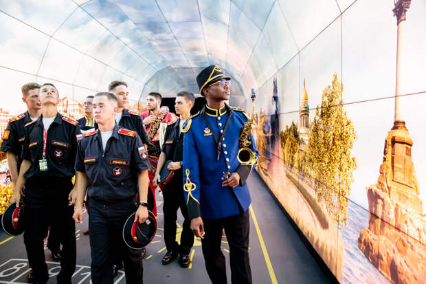 Иностранные гости «Спасской башни» посетили музей «Дорога памяти»