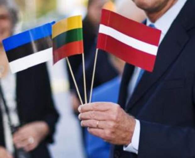 флаги Прибалтики
