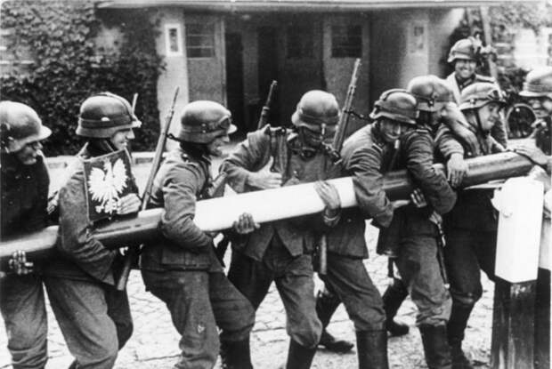 Опасная история. Польша - подельница гитлеровской Германии