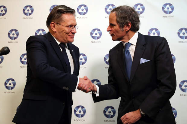 Самолет из Вены пересек границу с Россией на фоне встречи Гросси с Лихачевым