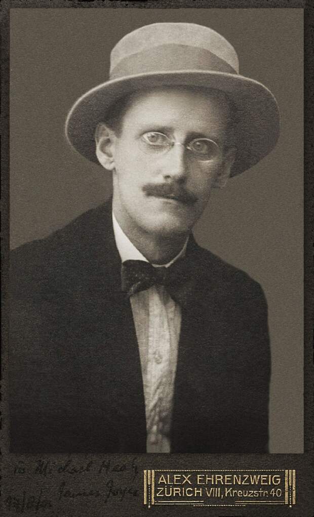 800px-James_Joyce_by_Alex_Ehrenzweig,_1915_restored.jpg