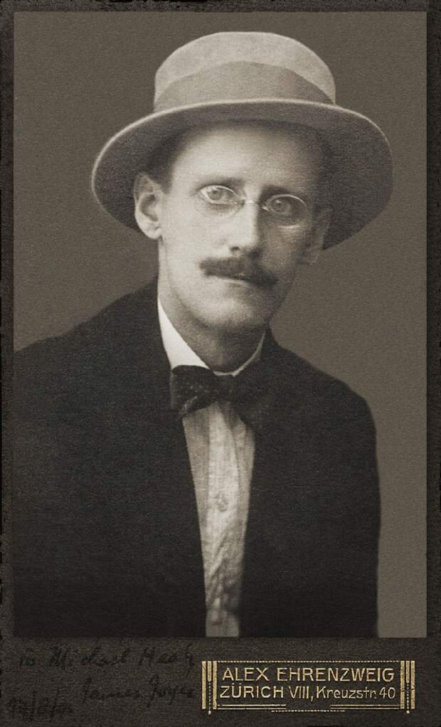 800px-James_Joyce_by_Alex_Ehrenzweig,_1915_restored.jpg