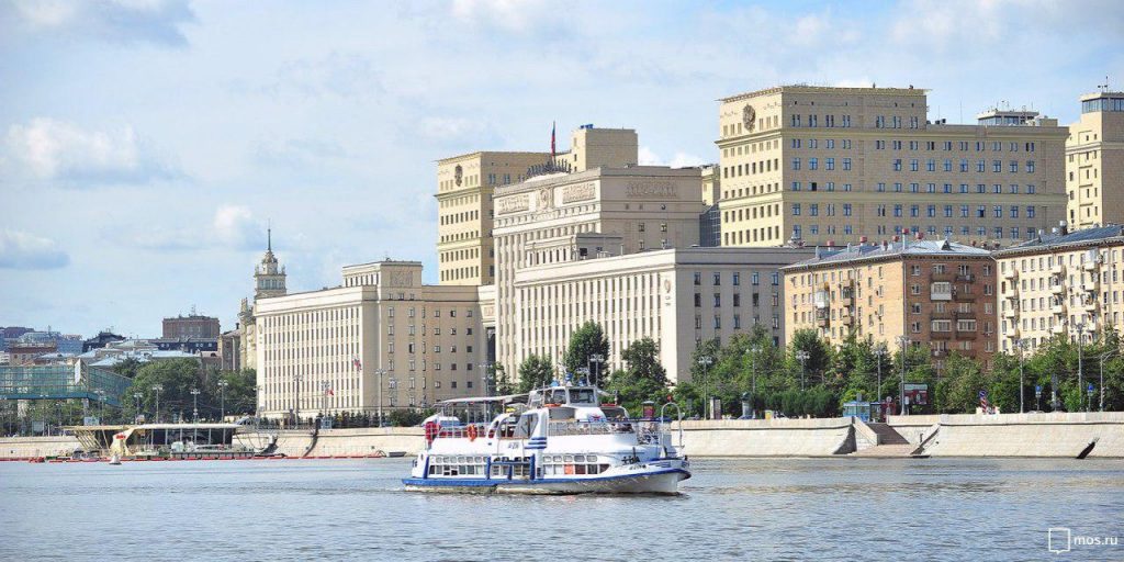 Собянин пообещал информировать москвичей о ходе программы «Мой район». Фото: mos.ru