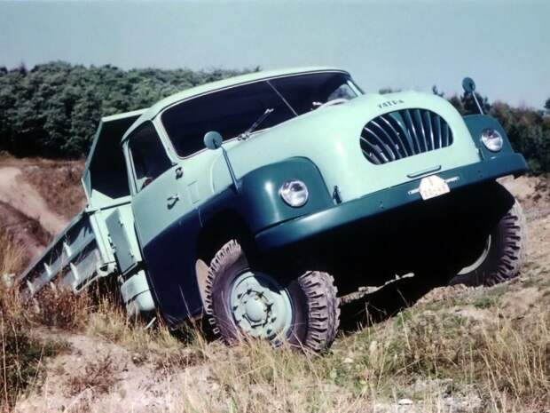 Tatra 138