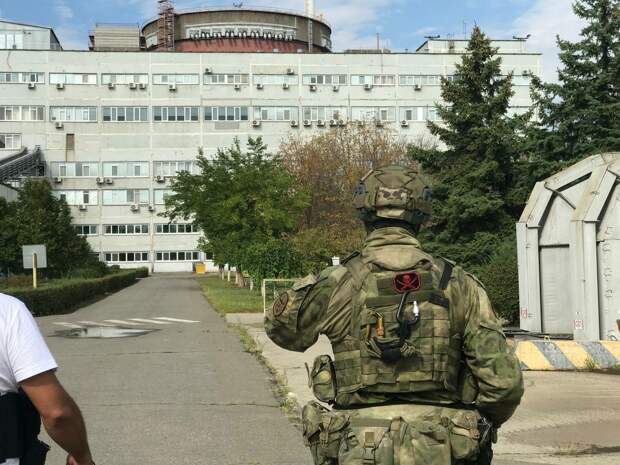 Советник гендиректора "Росэнергоатом" посетил бойцов на запорожском направлении