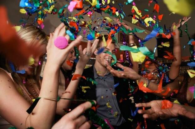 НАЧИНАЕМ ПОДГОТОВКУ К НОВОМУ ГОДУ...