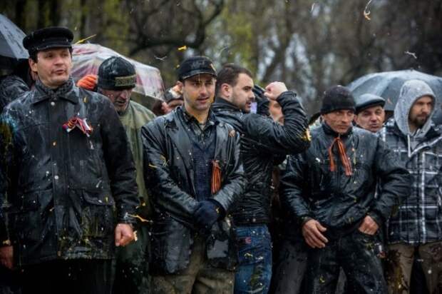 Снимок «300 запорожцев, не покорившихся фашистам», признан одним из лучших в мире Снимок «300 запорожцев, не покорившихся фашистам», признан одним из лучших в мире