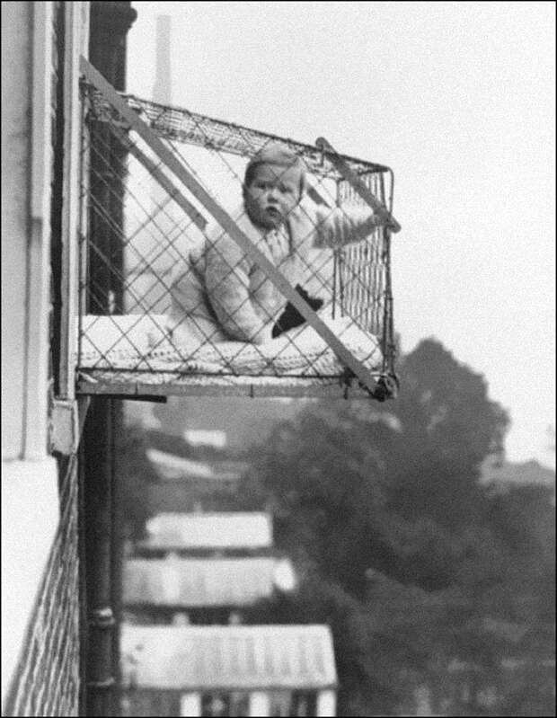 Детская клетка для пребывания ребенка на свежем воздухе, 1937 Историческая фотография, история, факты
