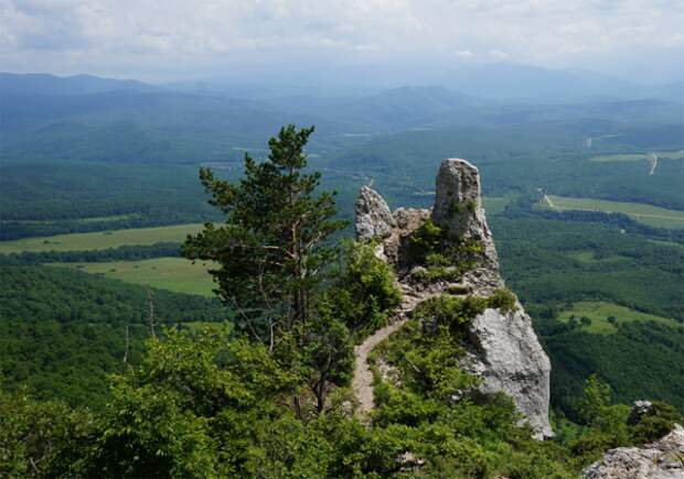 Чертов палец