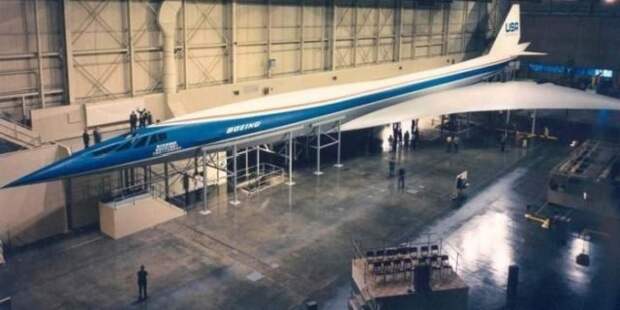 Прототип сверхзвукового пассажирского самолета Boeing 2707, 1970 год, США история, факты, фото