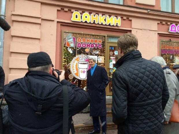 Либо Россия сломала Обаму, либо Кэрри восстал против своего президента Либо Россия сломала Обаму, либо Кэрри восстал против своего президента
