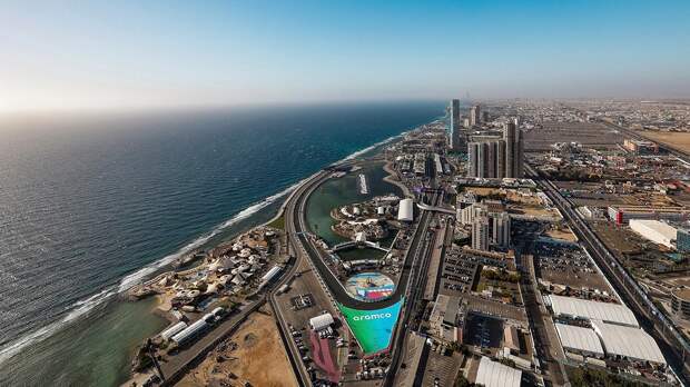 Ключевой нефтепровод в Саудовской Аравии подвергся атаке