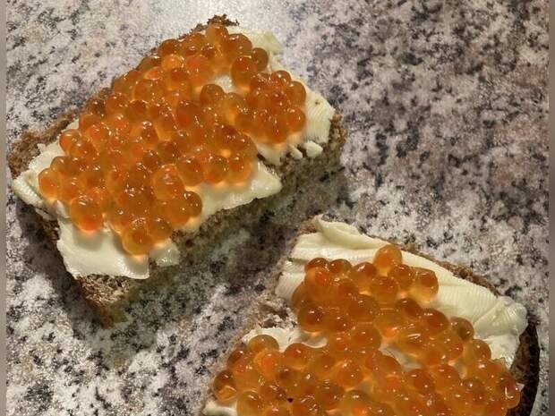 Россельхознадзор дал рекомендации по выбору красной икры перед Новым годом