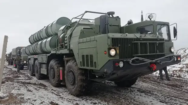 Дивизион ЗРК С-400 провёл учения в Крыму