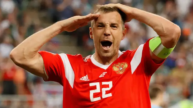 Наставник сборной Кипра ответил о готовности Дзюбы уехать в АПЛ