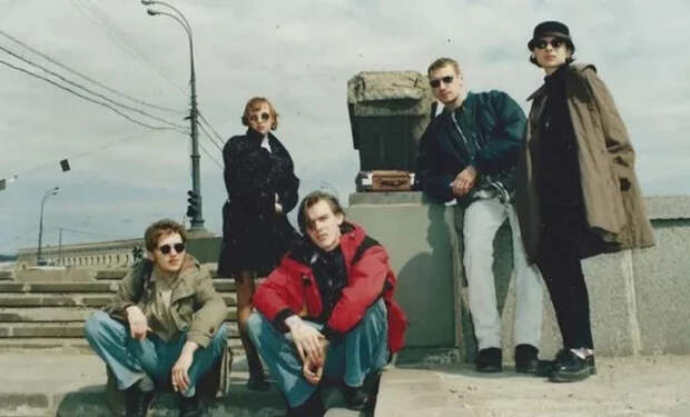 Почему 90-е не отпускают нас даже через 30 лет