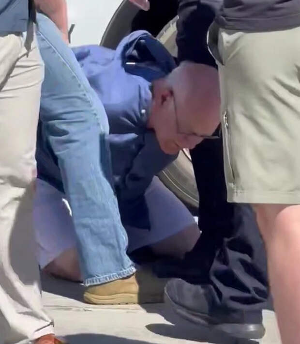 По подозрению в покушении на Кирка, полиция задержала пожилого мужчину, позднее выяснилось, что к стрельбе он не причастен.