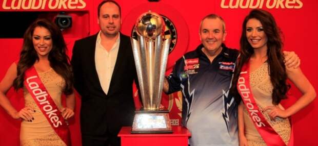 Ladbrokes становится титульным спонсором мировой серии по дартсу