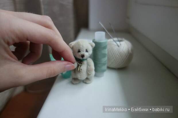авторская игрушка Ирины Мекко, мини мишка, авторский медвежонок, ручная работа, игрушки своими руками