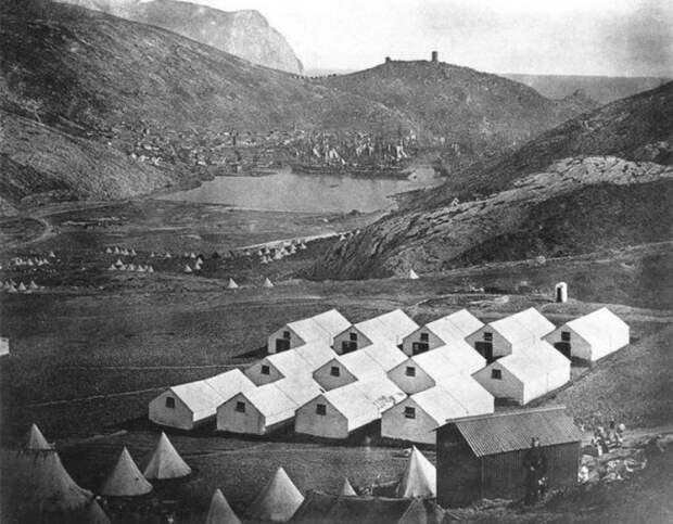Палатки союзного лагеря в Балаклаве