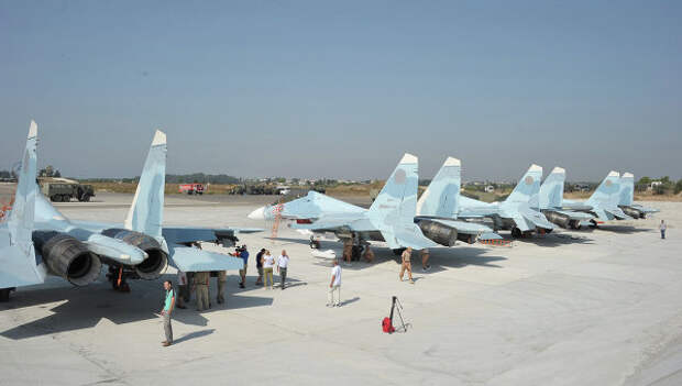 Российские самолеты на на авиабазе Хмеймим в Сирии. Архивное фото