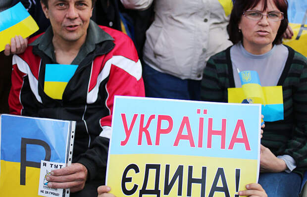 Крах единой Украины. Порошенко и его команда спорят, как правильнее назвать распад страны Крах единой Украины. Порошенко и его команда спорят, как правильнее назвать распад страны