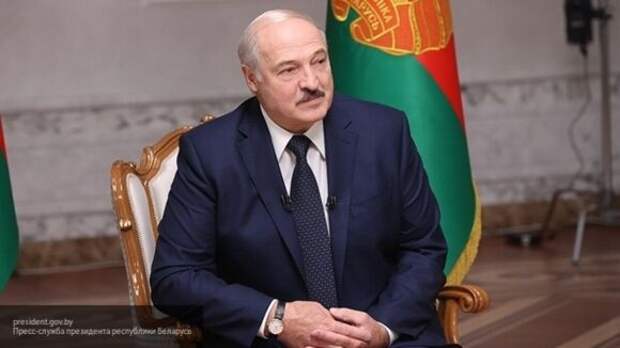Лукашенко поклялся решать вопросы белорусов Лукашенко поклялся решать вопросы белорусов