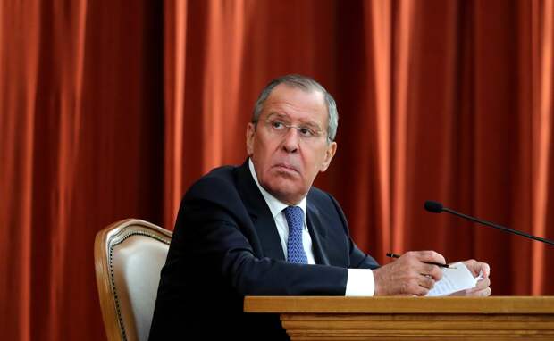 Лавров сообщил о непубличных контактах между Россией и Западом по Украине
