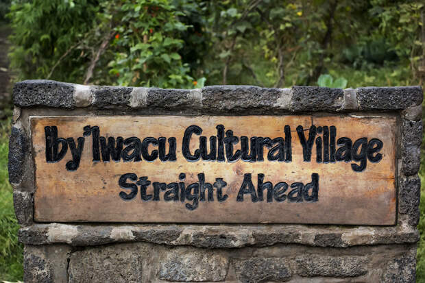 0_ae7b4_a12726b0_XXL