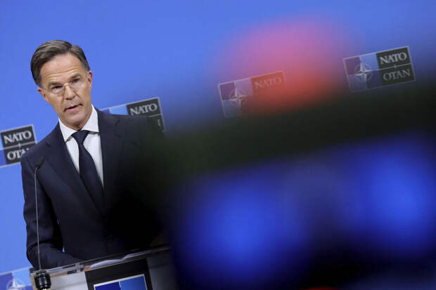 Politico: роль Рютте свелась к попыткам сохранить целостность НАТО