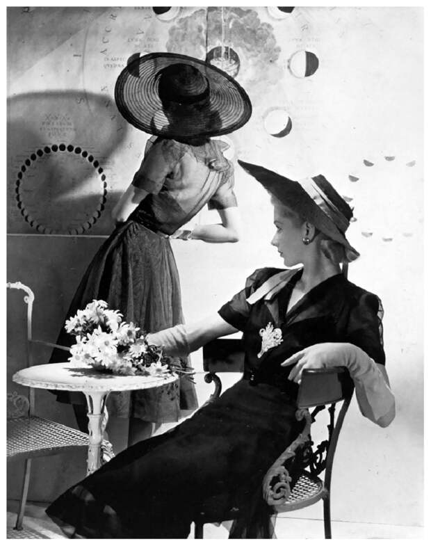 Lisa Fonssagrives and model in organdy dresses for Vogue, New York, 1938 Photo Horst P. Horst.jpg