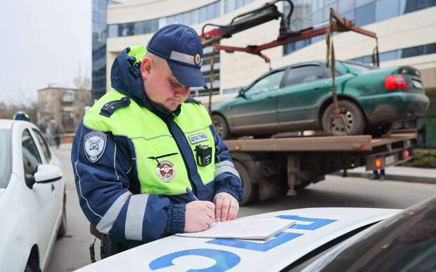 Названы технические проблемы, мешающие ввести «справедливые» штрафы за парковку