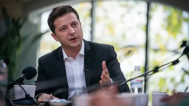 Зеленский оценил возможность легализации марихуаны на Украине