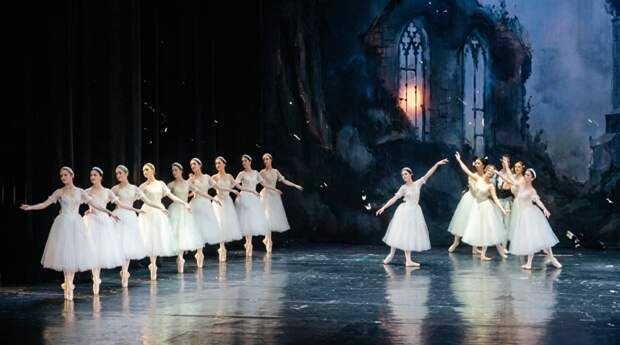 «Урал Балет» выступил в Ташкенте с вечером одноактных балетов Михаила Фокина