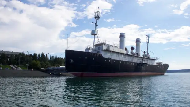 Пароход-музей «Ангара» в Иркутске открылся после капремонта