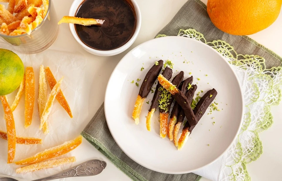 Цукаты из апельсиновых корок: 5 самых вкусных рецептов с апельсинами