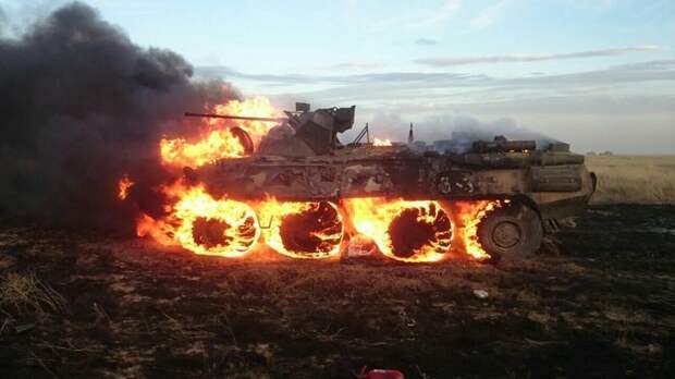 Солдат сжёг БТР-82, разогревая себе обед во время полевых занятий БТР сгорел, дисбат, пожар, ущерб 28000000