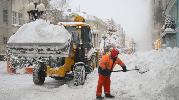 Синоптик Тишковец: в Москве повторён рекорд высоты снежного покрова 1994 года