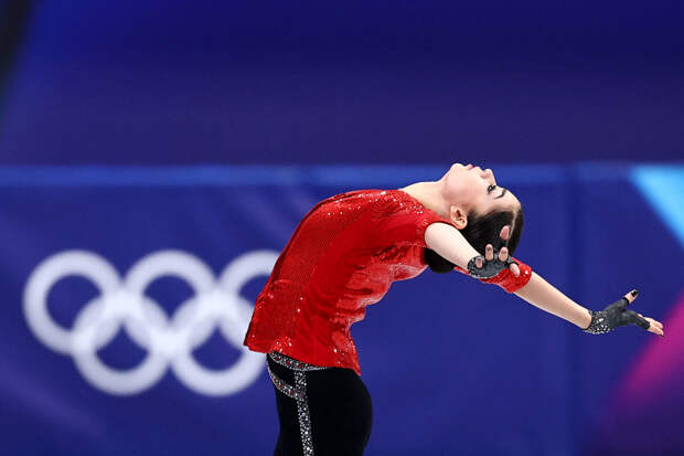 Петросян упала во время произвольной программы на Олимпиаде