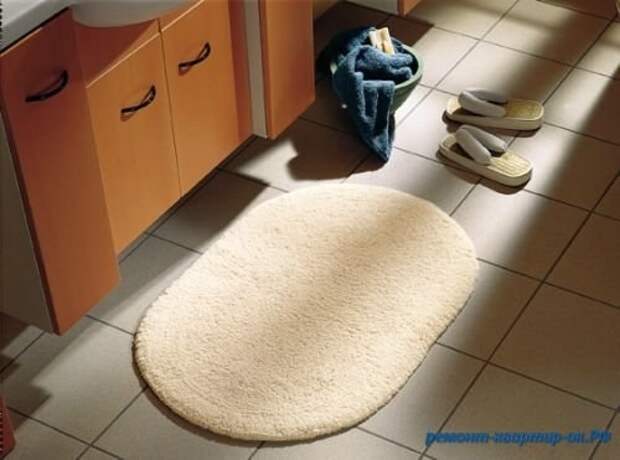 Синтетический коврик не будет скользить